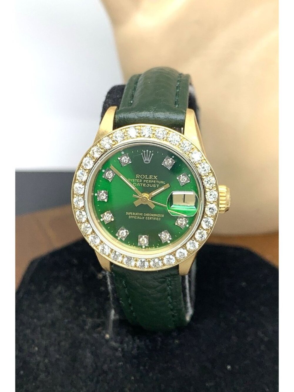 Rolex Datejust Women's Watch 6917 Swiss Automatic 18k Gold Case Diamond 26mm